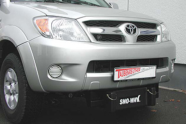 Sno-Way montážní rám pluhu Toyota Hilux od 2005